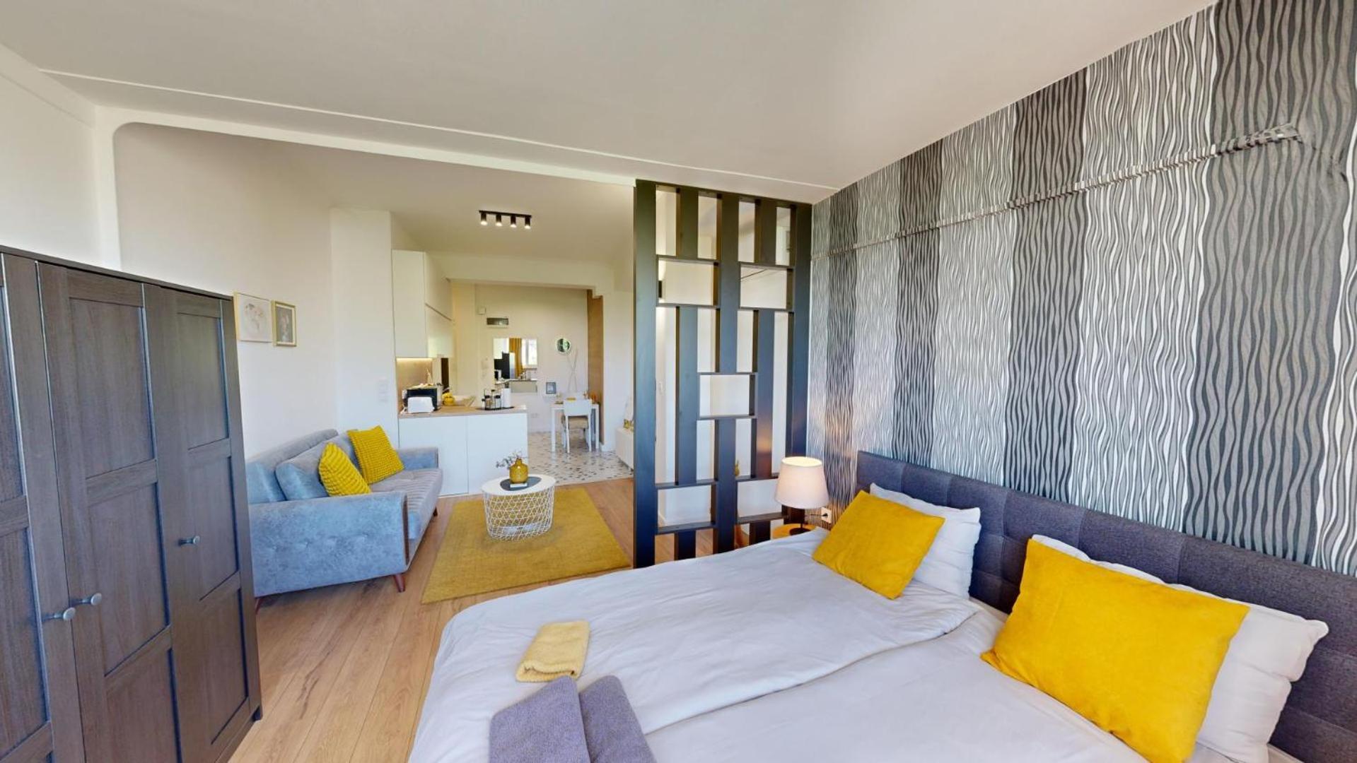 Modern City Stay Apartment 4 Min Walk From Alexander Nevski Sofia Zewnętrze zdjęcie