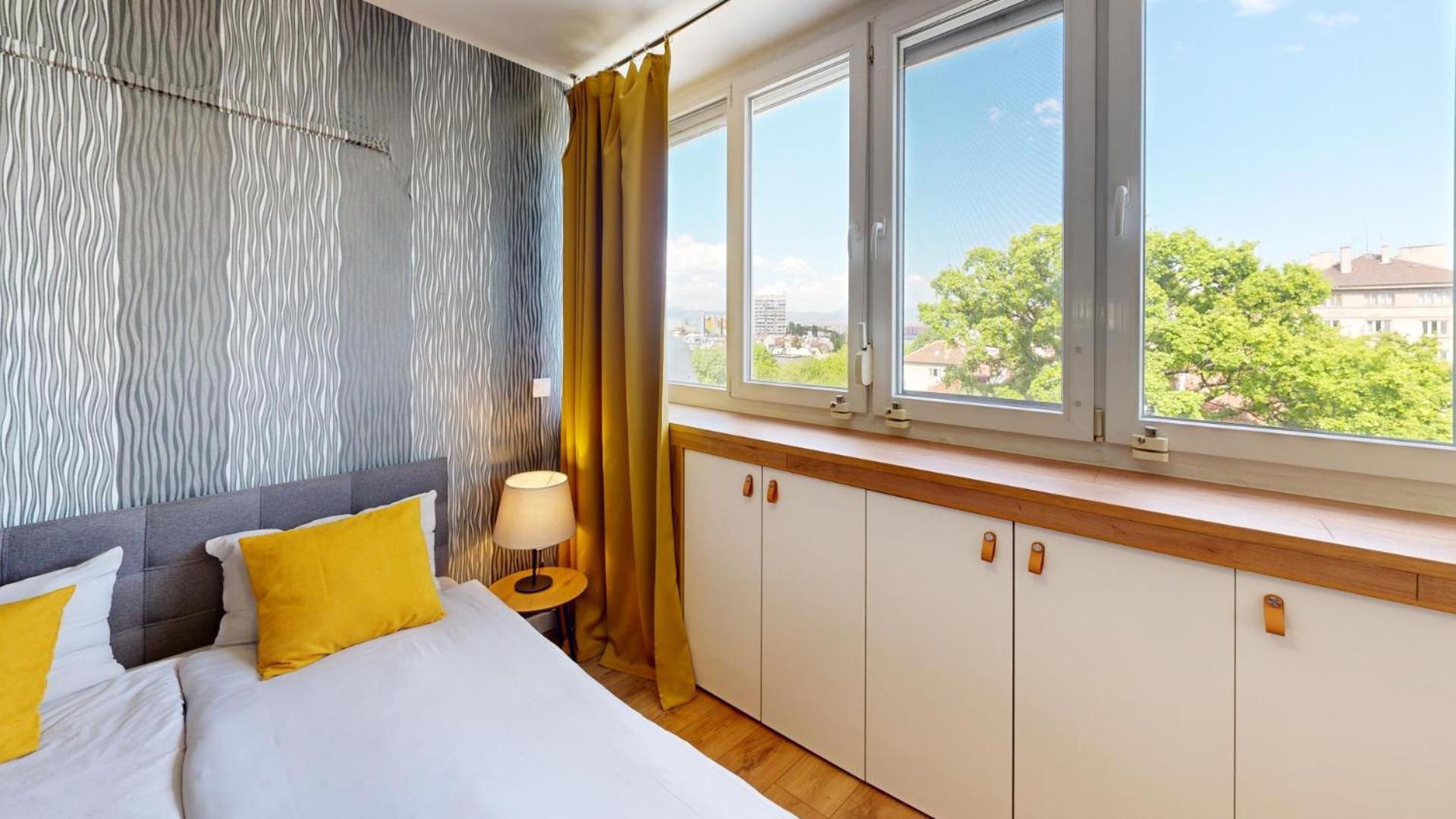 Modern City Stay Apartment 4 Min Walk From Alexander Nevski Sofia Zewnętrze zdjęcie